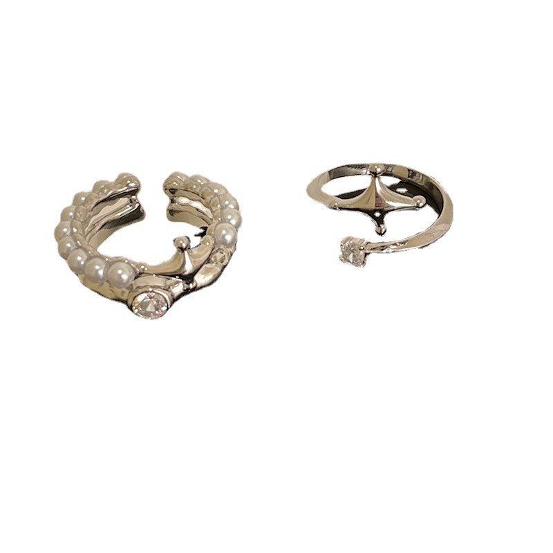 A cold and elegant pearl ring with diamonds and star rays, a trendy and fashionable European and American light luxury niche design for women Item Picture