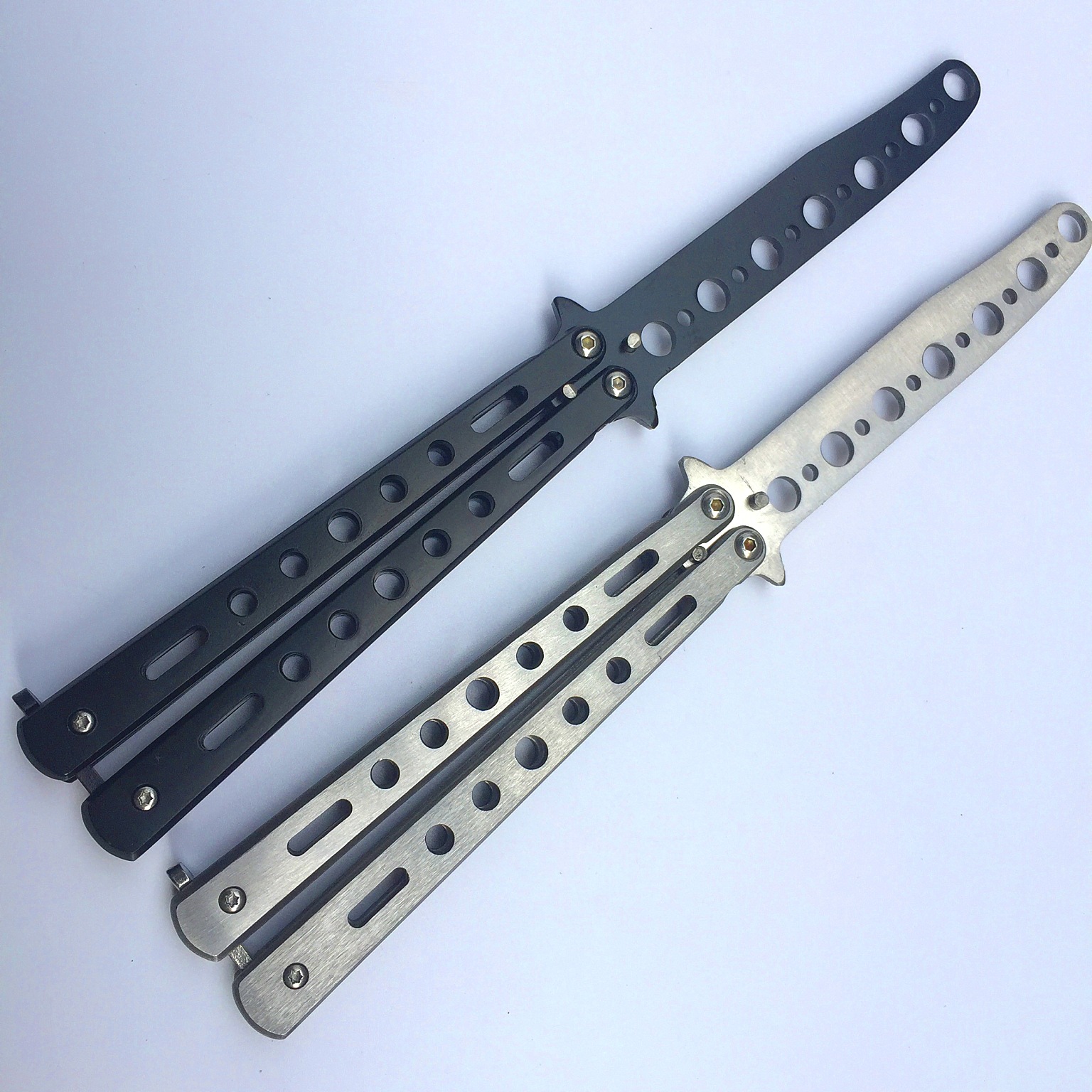 New American butterfly swing knife, uncut fruit peel knife, fruit peeler knife, training knife, cool practice knife full figure