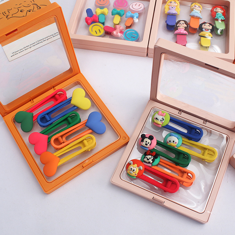 Summer new cute Candy Bean children's hairpins Cartoon pattern animal side clip set gradient geometric broken hairpins Application Scenario