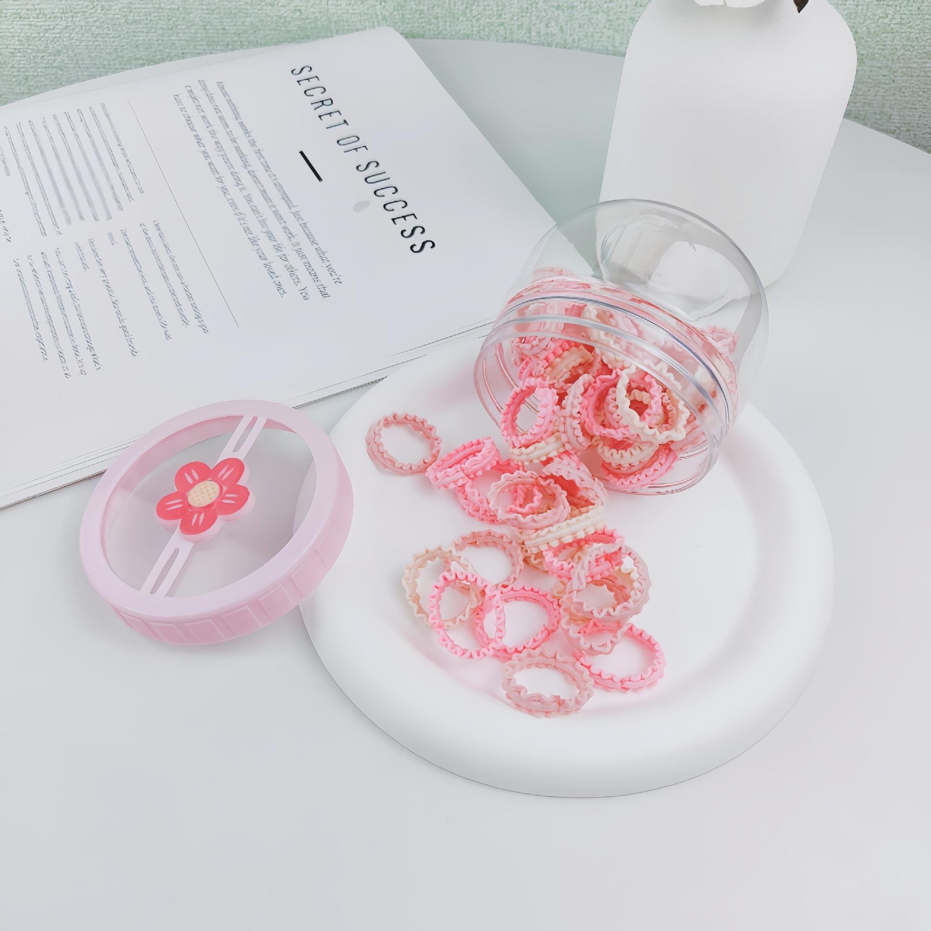 Sweet box-packed children's rubber bands are not harmful to hair, have good elasticity and can be used as hair ties. High-elasticity rubber bands for girls and hair bands for little girls details Picture