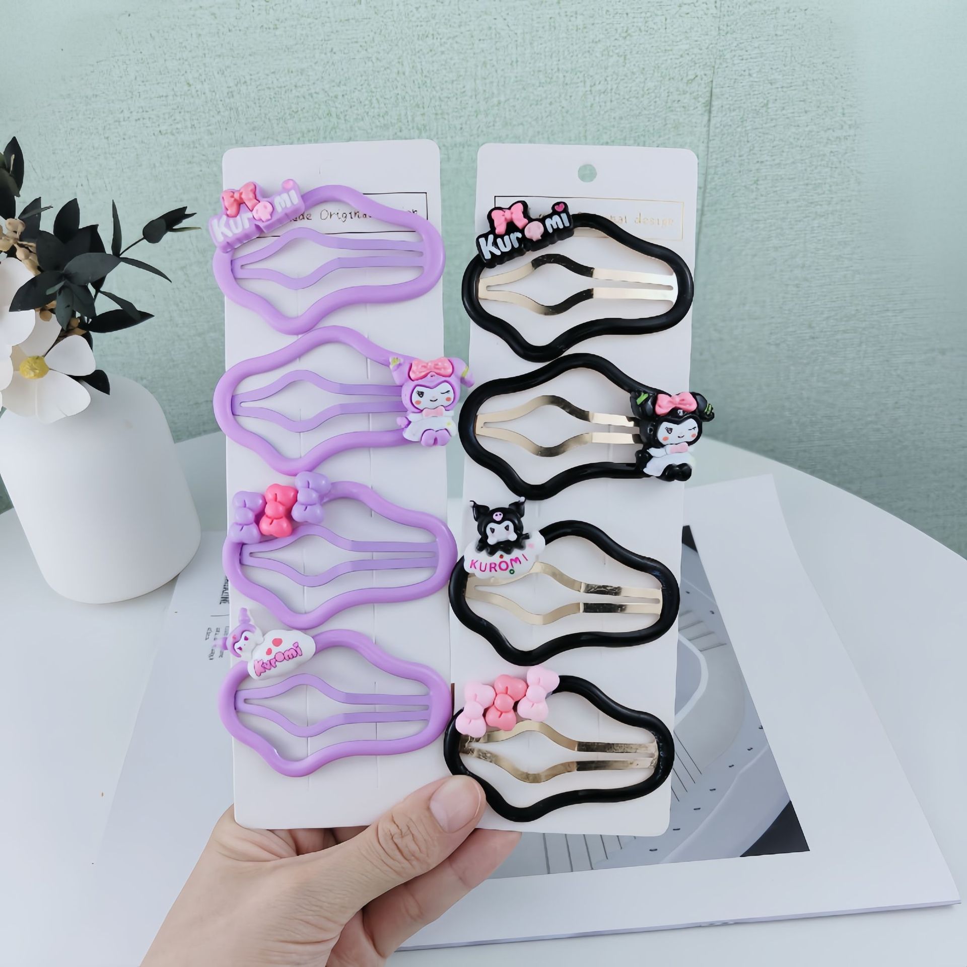 Cartoon hairpins, cloud hairpins, bb hairpins, new bangs, broken hair clips, headwear for girls, back of the head hairpins and hair accessories Application Scenario