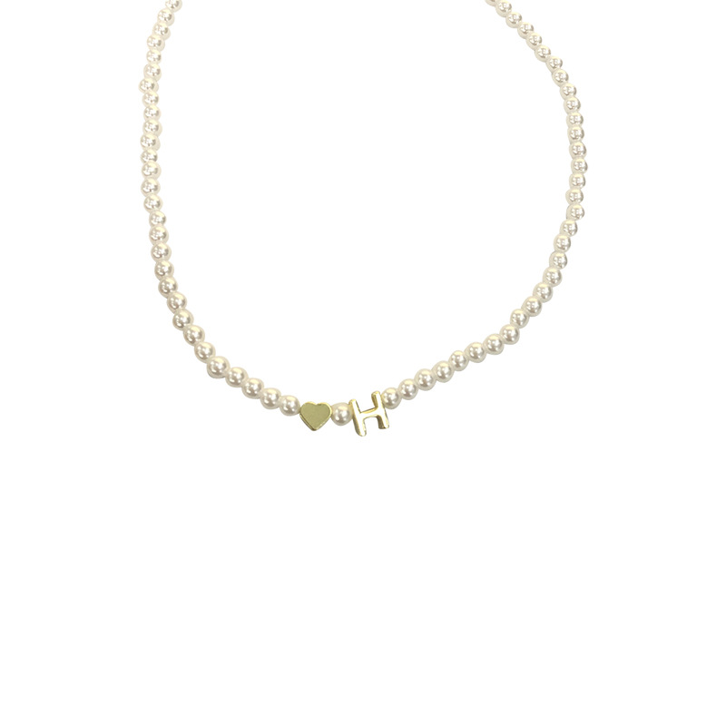 Wholesale of 2023 new style simple H necklace, high-quality pearl gold and silver color-matched H letter pendant, small heart necklace Item Picture