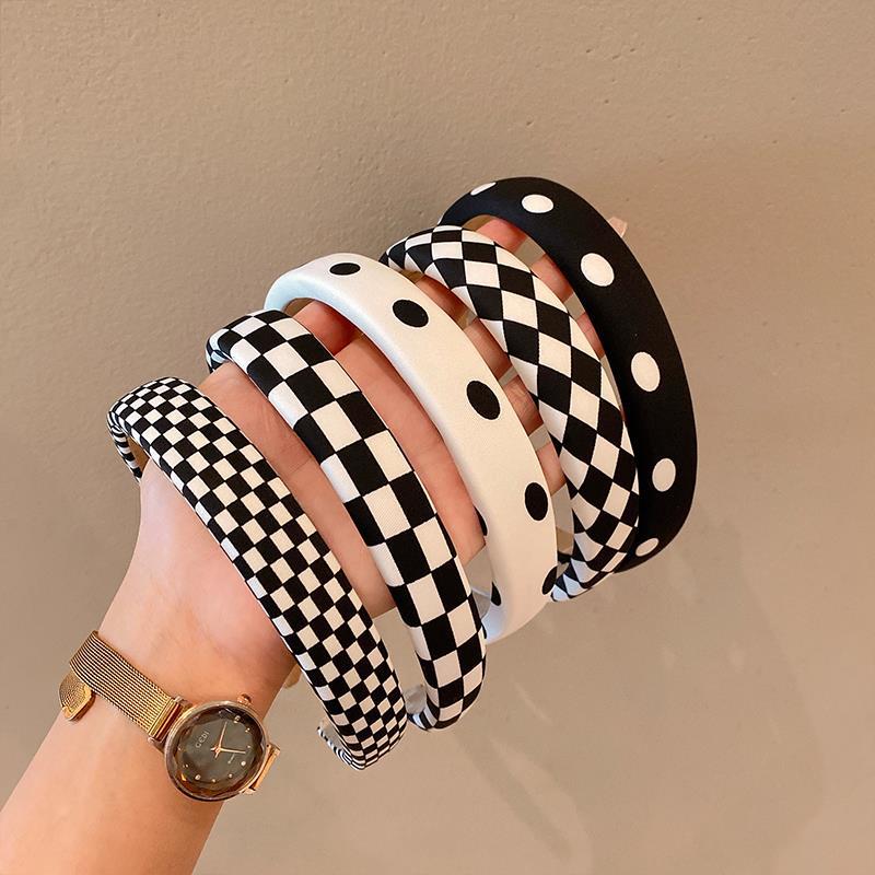 Retro black and white checkered hair band headband for women's autumn and winter, thin sponge hairpin, French high top headwear details Picture