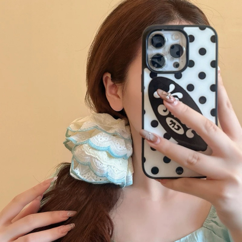 Lemon and mint ~ Ethereal lace multi-layer large intestine hair band, niche design sense hair rope, fresh meatball rubber band Application Scenario