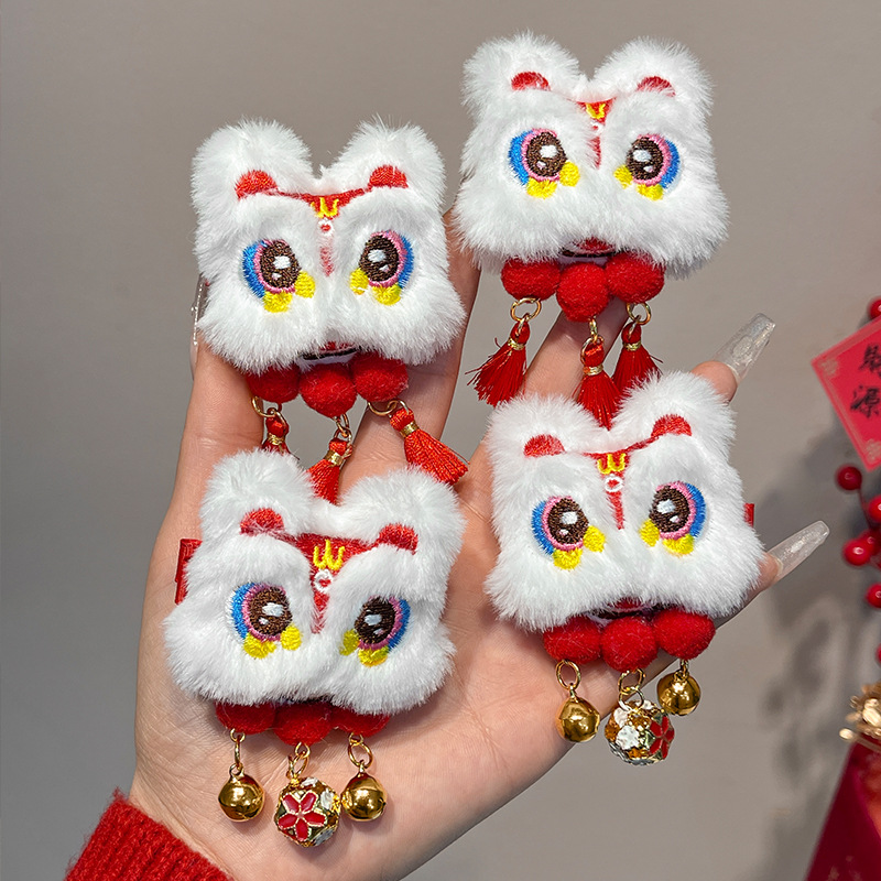 2024 New Year Lion Dance bell tassel Hair clip, Children's Spring Festival hair clip, cute broken hair duckbill clip, festive headwear details Picture