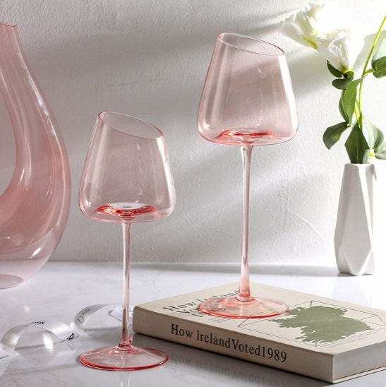 Flamingo wine glass, French slanted concave bottom highball glass, crystal glass, high appearance level, special for couples Specification drawing
