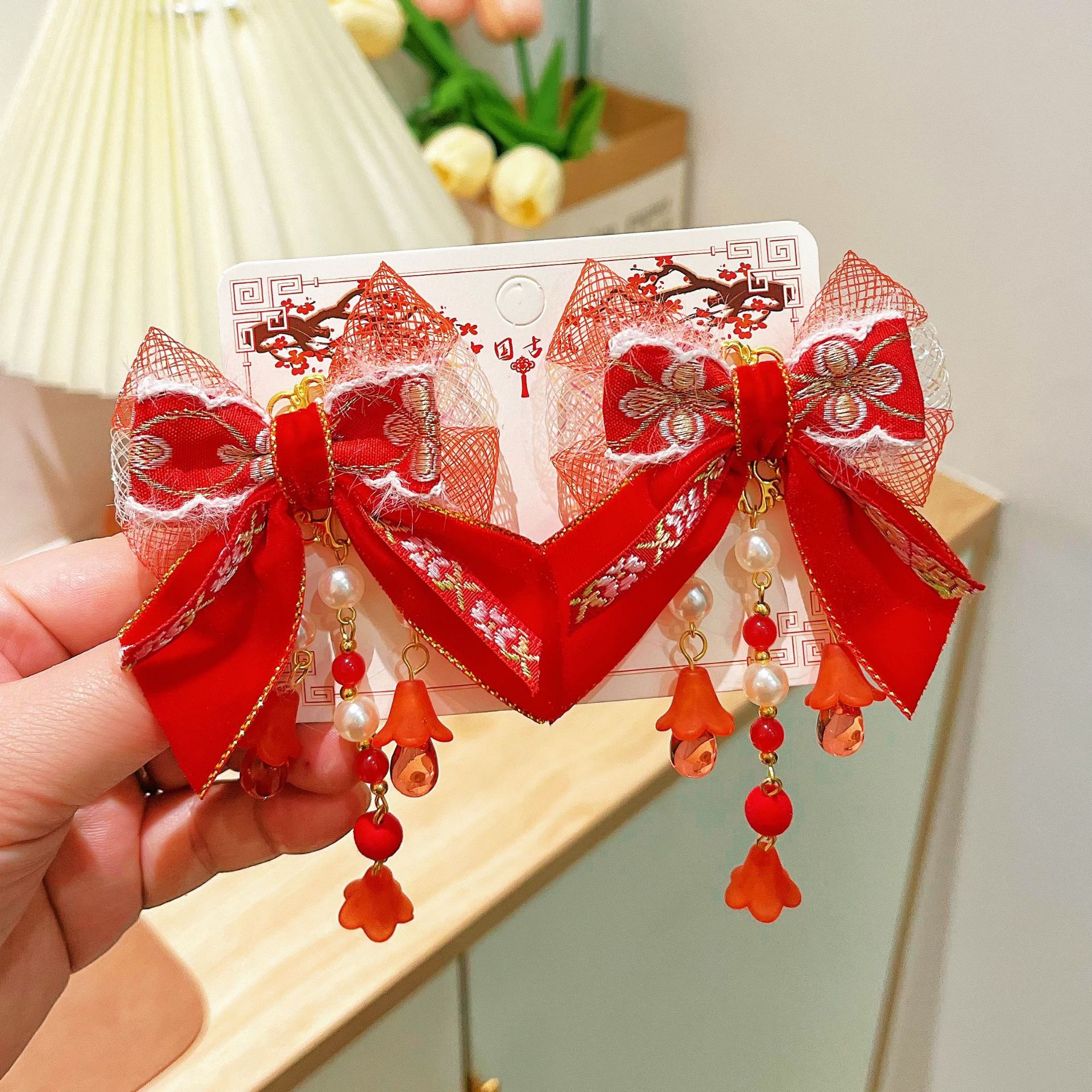 Children's New Year bow pairs, Chinese-style Hanfu headwear, festive ancient-style New Year hairpins, girls' tassel hair accessories details Picture