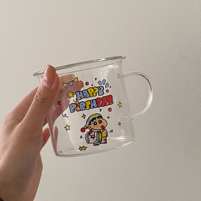 American retro cartoon printed little rabbit glass cup, high borosilicate heat-resistant flip cup, Crayon Shin-chan high-temperature resistant Application Scenario