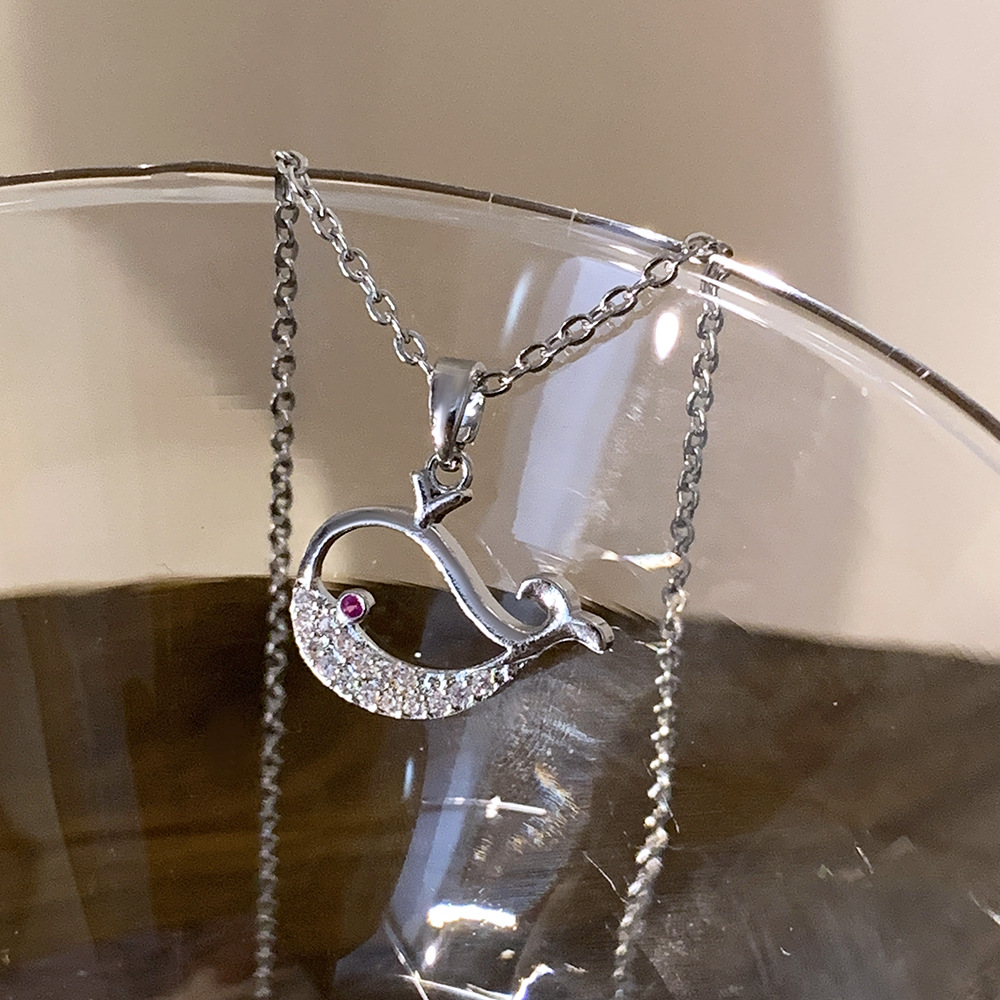 Silver small whale pendant titanium steel necklace, women's fashion pearl exquisite zircon collarbone chain, Korean version light luxury style Specification drawing