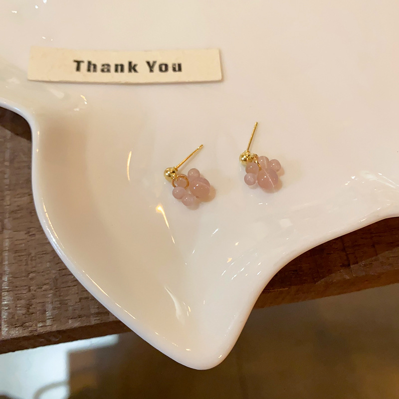 Wholesale of gentle and sweet purple cat's eye stone stud earrings and accessories for women with a French high-end style, similar to those on Xiaohongshu Specification drawing