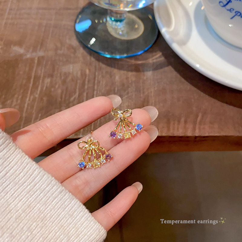 Light luxury, niche and high-end style back-hanging bow earrings for women, super dazzling and exquisite micro-inlaid colored zircon stud earrings full figure