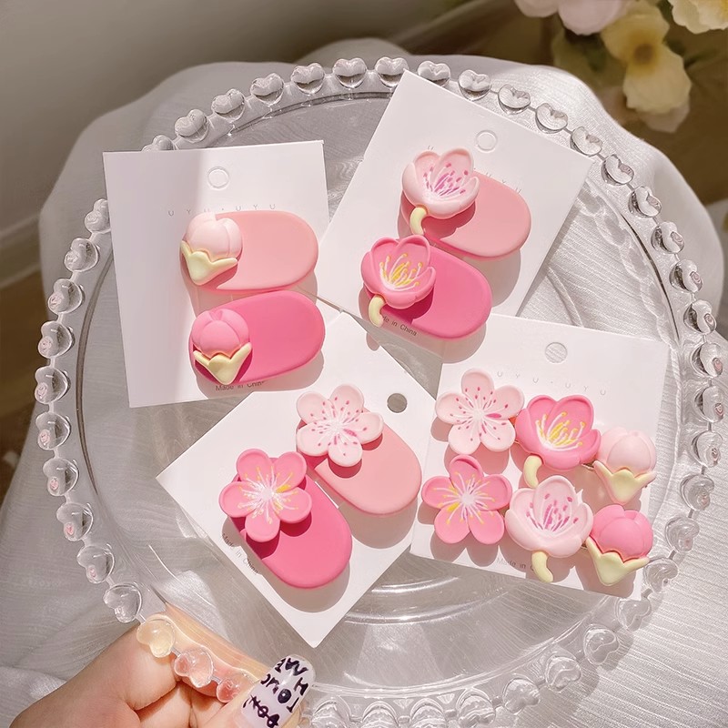 Pink cherry blossom hair clips, new summer style, cute flower edge clips, heart-shaped resin bangs, duckbeak hair accessories for girls details Picture