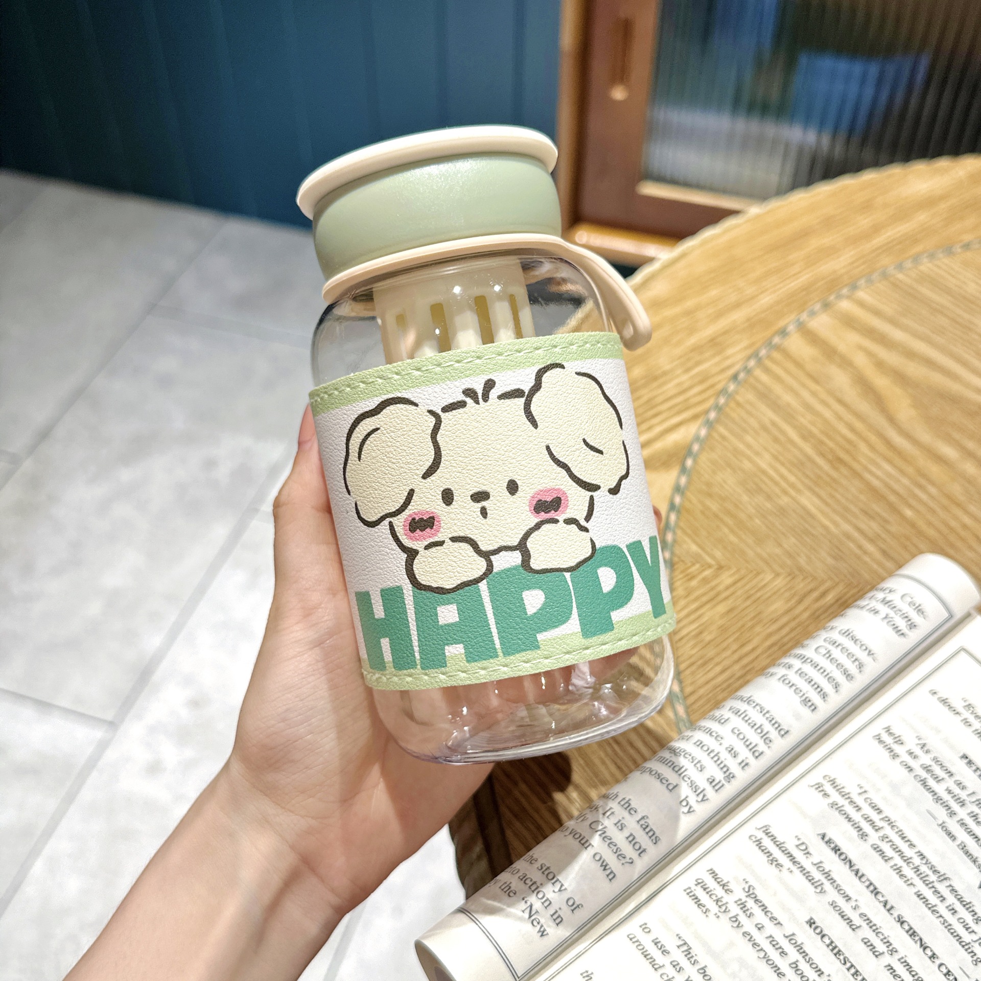 Cute flower tea cups with leather cases, small plastic cups for girls, anti-scald for students, summer direct drinking tea cups wholesale Item Picture