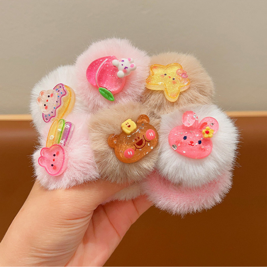 Children's plush hair bands for autumn and winter, cute girls, high-elasticity hair ties, baby hair ties, ponytail hair ties, and rubber bands Application Scenario