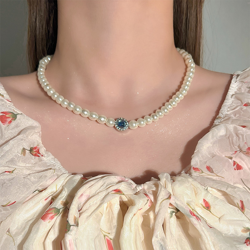 French retro style S925 pure silver aquamarine pendant necklace, women's fashionable light luxury natural freshwater pearl collarbone chain full figure