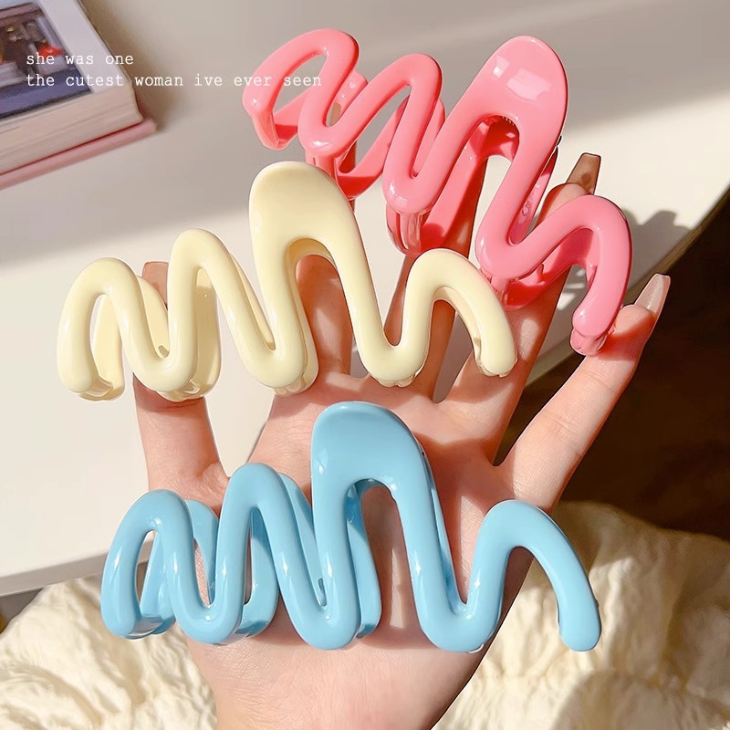 Cream-colored wavy large scratch-clip, women's back head updo, shark clip, simple colorful hair clips, hairpins, hair accessories, headwear Specification drawing