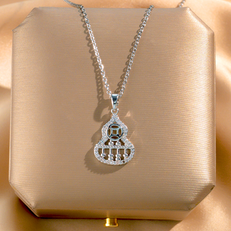 Silver hollowed-out gourd abacus necklace, fashionable, light luxury and versatile titanium steel collarbone chain, personalized design sense accessory wholesale full figure