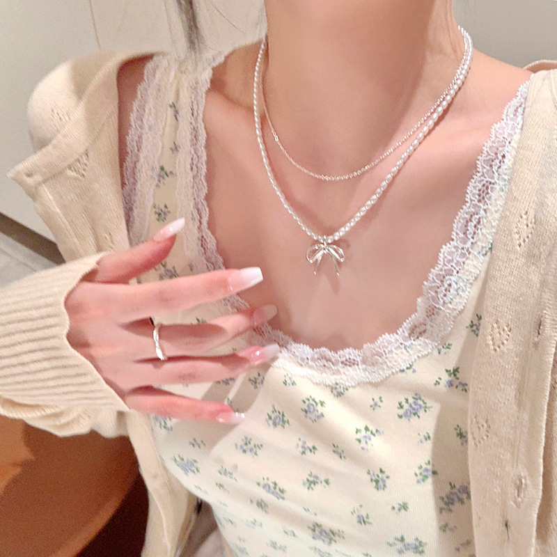 Korean-style double-layer pearl snake bone chain bow necklace, a trendy, versatile, light luxury and high-end collarbone chain accessory for women on Instagram Specification drawing