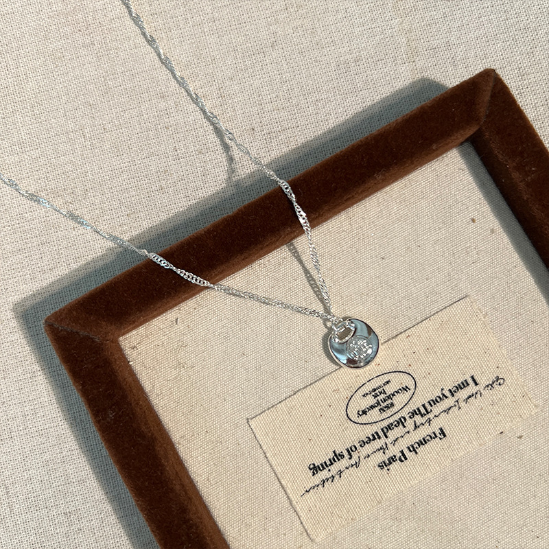 A popular gold ingot lucky bag necklace on Xiaohongshu, featuring a simple Chinese-style "Fu" character pendant with a unique and niche design Specification drawing