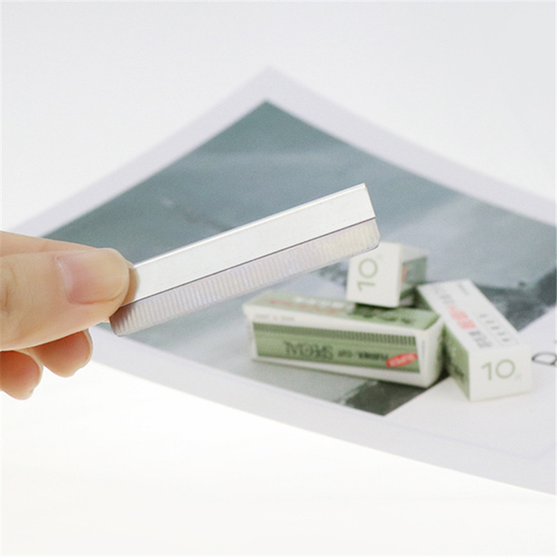 Supply single-head push scrapers, mobile phone screen repair tools, glass cleaning scrapers, and car film de-gluing accessories undefined
