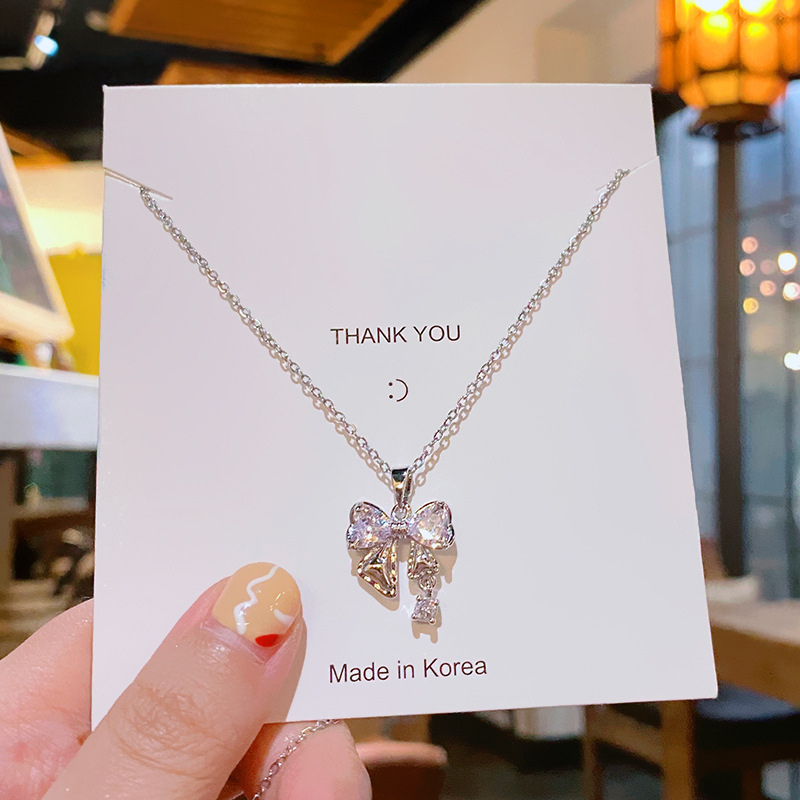 New fashionable bow zircon necklace, a versatile and high-end titanium steel collarbone chain for women in summer, a trendy and elegant accessory Specification drawing