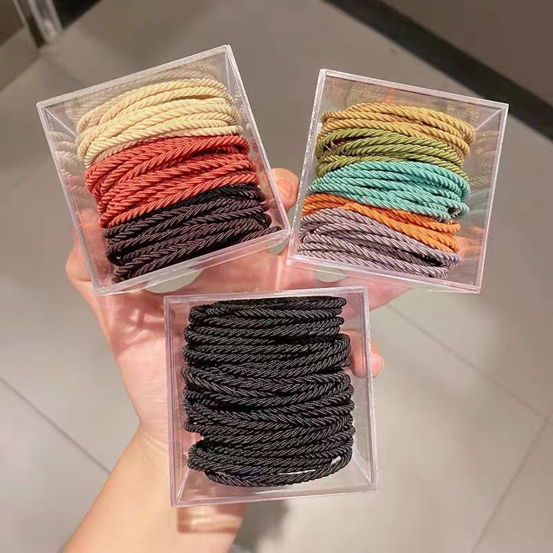Hair tie with storage box, female Morandi color hair tie, durable and won't damage hair, high-elasticity leather band hair accessory and headwear Application Scenario