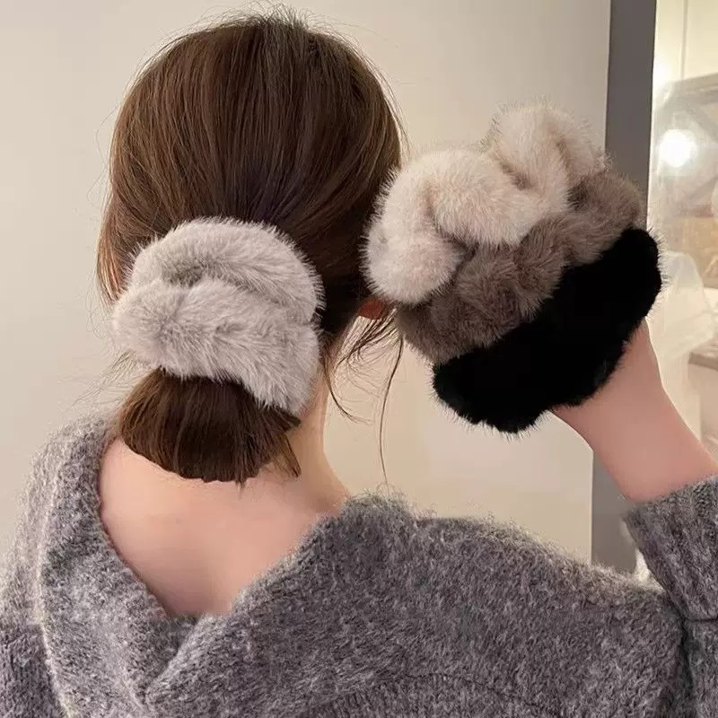 The Korean autumn and winter light luxury high-quality imitation mink fur pleated large intestine hair band is versatile and elegant, with a soft and fluffy hair tie Specification drawing