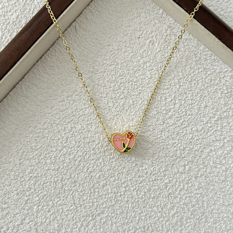 The high-end design of the heart-shaped necklace collarbone chain is a new 2024 women's light luxury, niche and individual necklace on Instagram details Picture