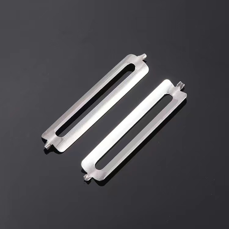 Factory wholesale stainless steel peeling blades, fruit peeling blades, fruit peeling blades, double-sided flat edge blades Application Scenario