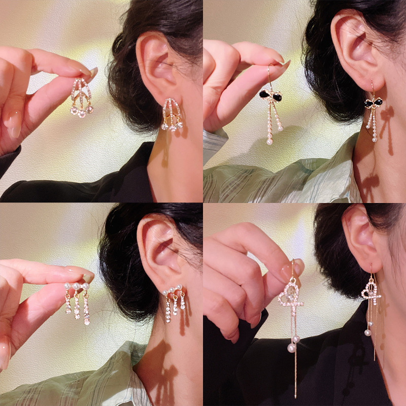 S925 Silver Needle fashionable and high-end earrings, women's light luxury and versatile style, Zircon stud earrings, personalized and popular online celebrity earrings Specification drawing