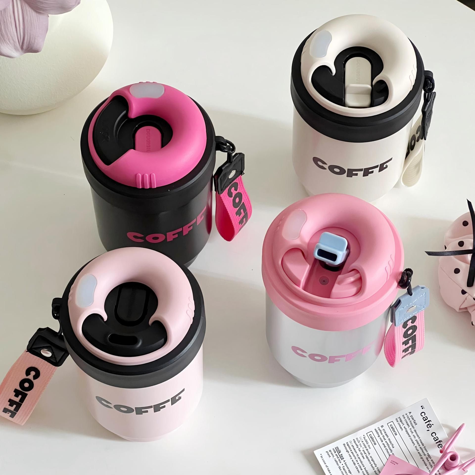 Simple stainless steel coffee cup, hand-held straw insulated cup, 316 portable couple girls' office double drinking cup Application Scenario