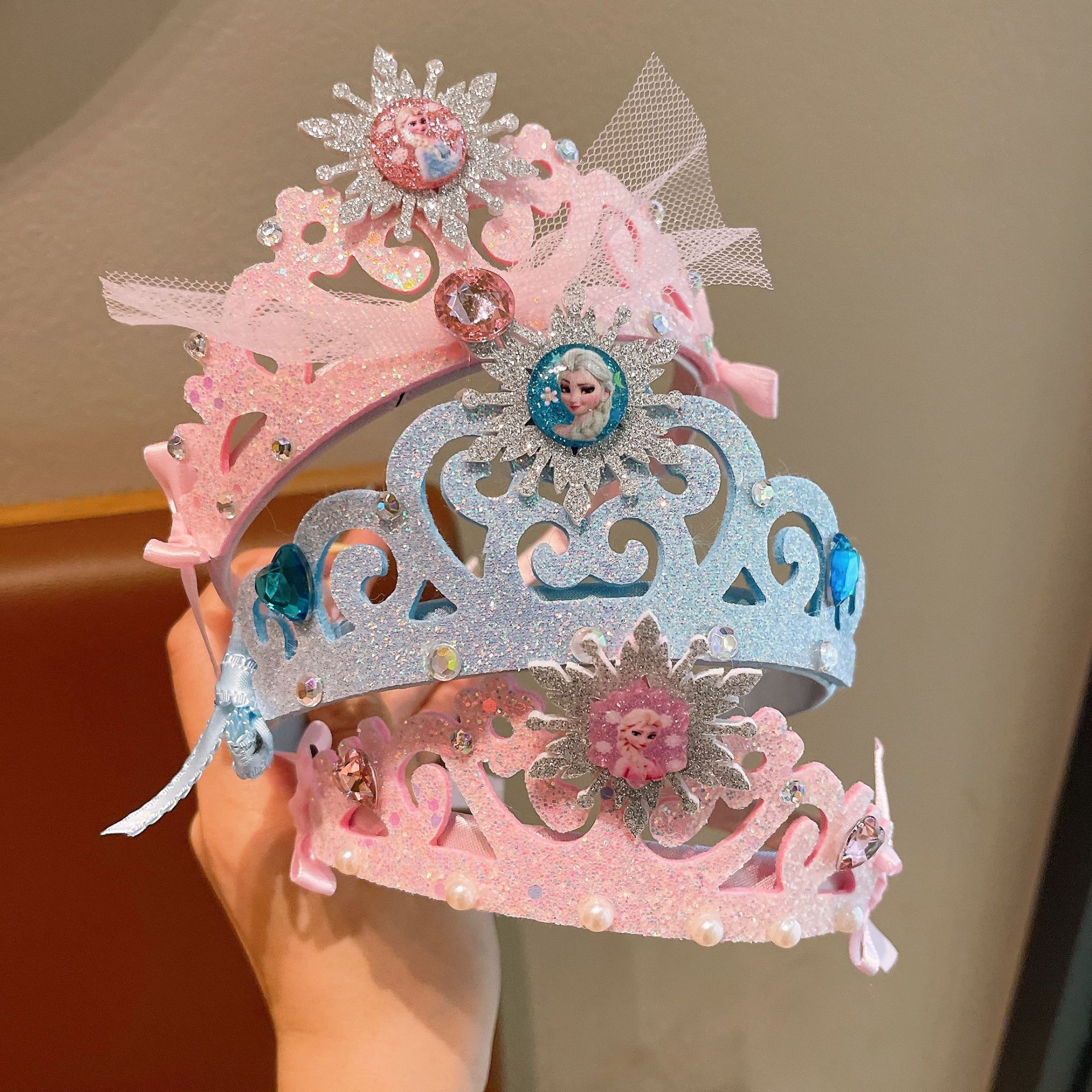 Children's headband, super fairy Elsa Princess crown headband, gauze pearl headband, Frozen little girl hair accessory details Picture