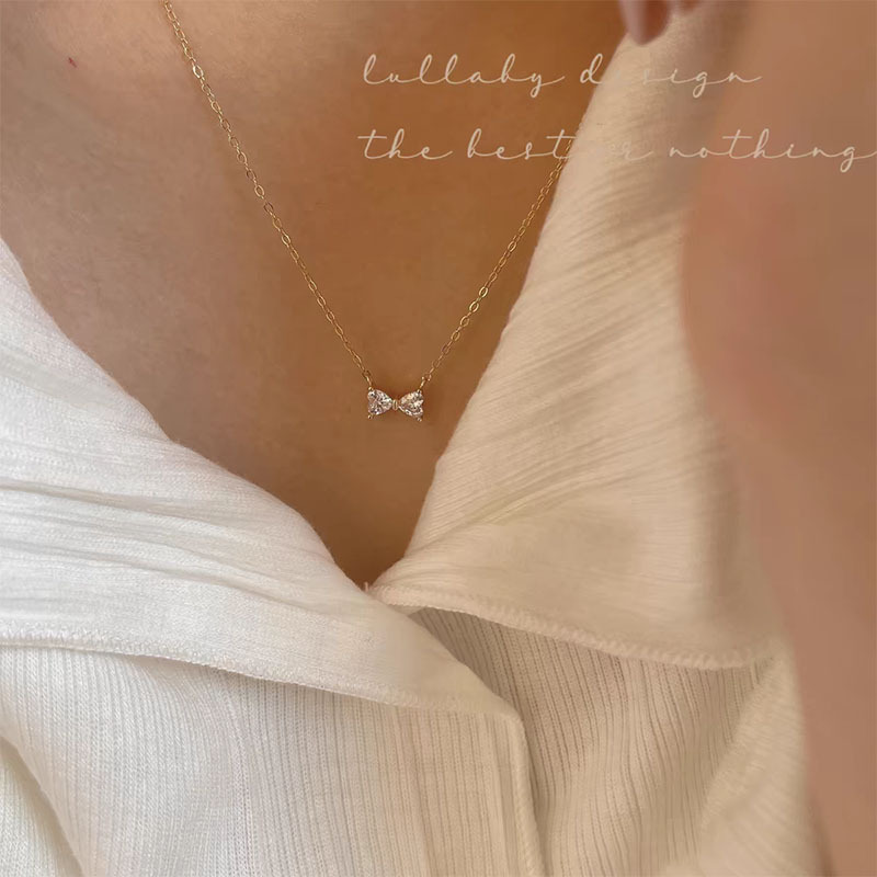 Light luxury and niche ins design sense necklace, women's heart-shaped collarbone accessory, cold style necklace, hip-hop Internet celebrity accessory trend Specification drawing