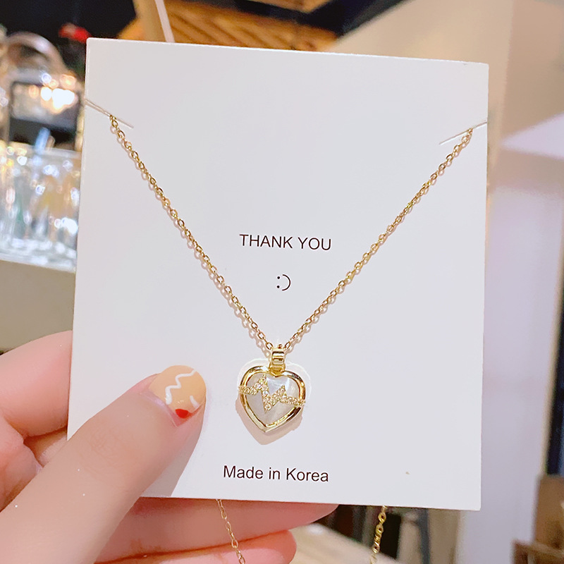 Fashionable and light luxury cat's eye stone heart-shaped titanium steel necklace, feminine zircon electrocardiogram pendant, Qixi Valentine's Day gift Specification drawing