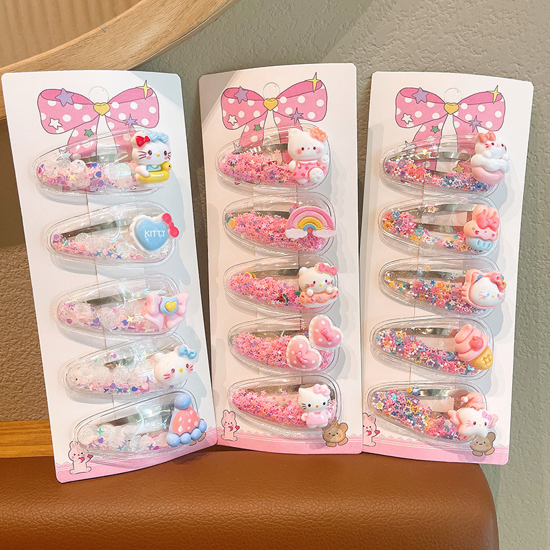Children's cartoon flowing sand hair clips, cute girls' bangs, broken hair clips, girls' sweet little clips, hair accessories Application Scenario