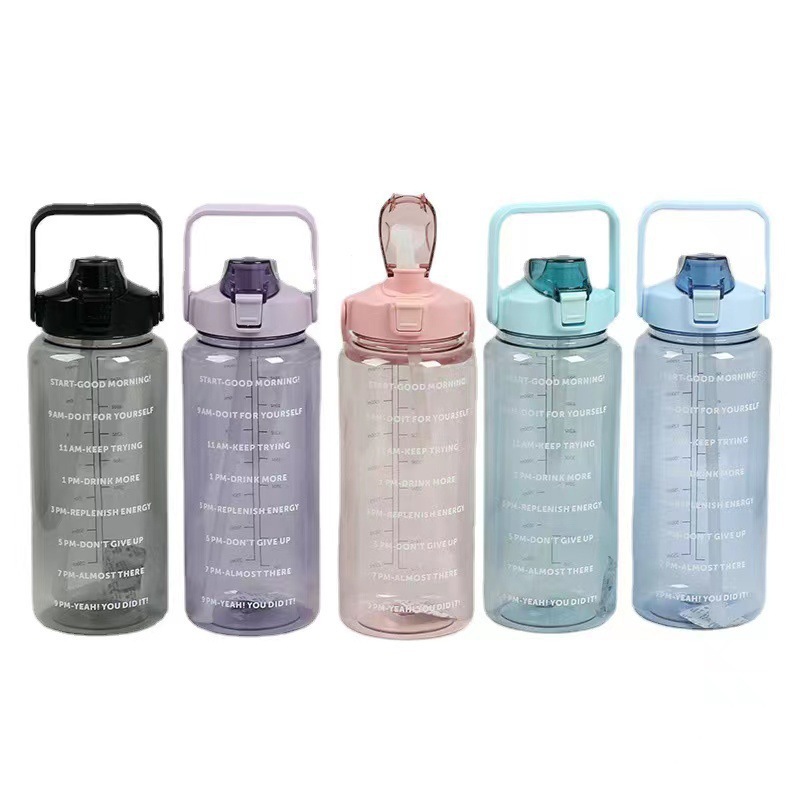 2000ML straw cup, plastic sports water cup, graduated water bottle, portable space cup, bouncy large-capacity water bottle full figure