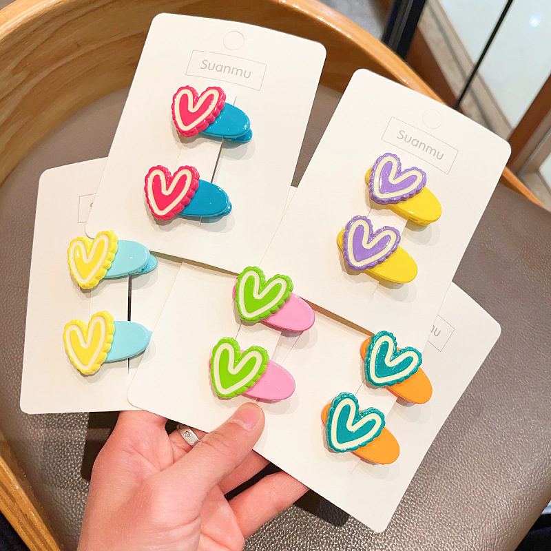Korean version of girls' hair clips, children's candy-colored flower cartoon clips, small baby bangs, broken hair clips, side duck clips full figure