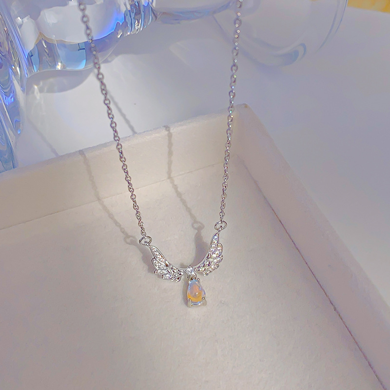 Fashionable and colorful gemstone angel wing titanium steel necklace, women's personality, versatile, light luxury collarbone chain, wholesale of internet-famous accessories details Picture