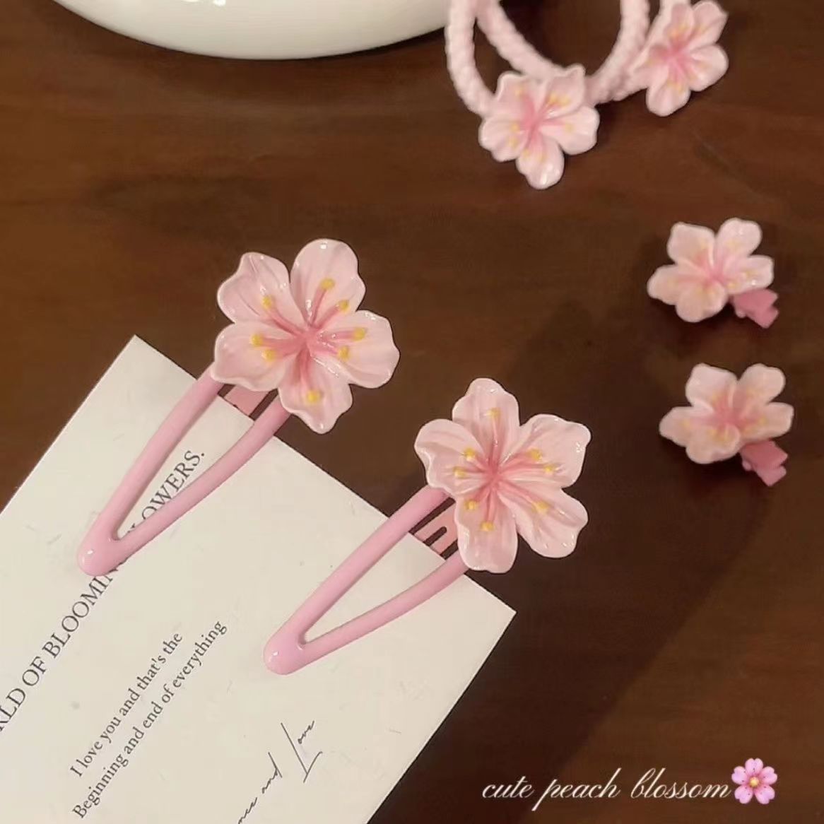 Pink cherry blossom rubber band bb clip, cream pink girl's hair clip, hair tie, sweet girl's bangs, side hair clip and hair accessory Specification drawing