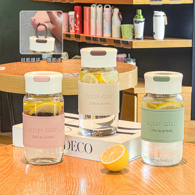 High-appearation-level internet-famous glass water cup, office cup with straw, tea-water separation, tea brewing cup, custom-made glass cup Application Scenario