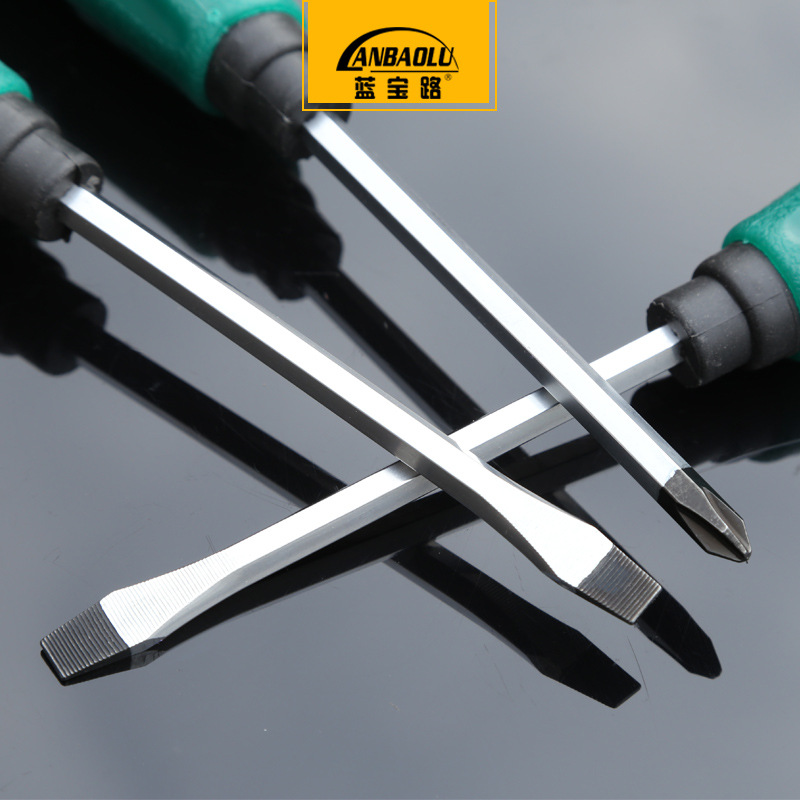 A 12-inch manual flat-head cross-head screwdriver can be used to strike square rods Application Scenario