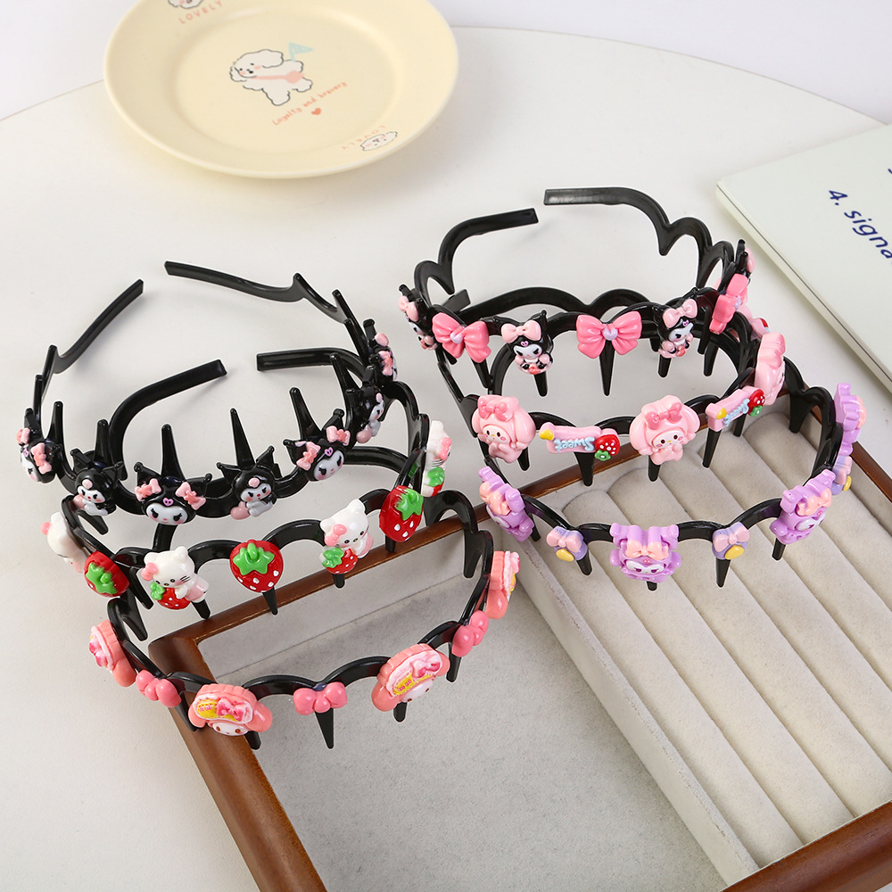 Wholesale of new hair accessories for little girls and children, big teeth, cartoon animal bangs, hair combs, hair clips, and fabric headbands Specification drawing