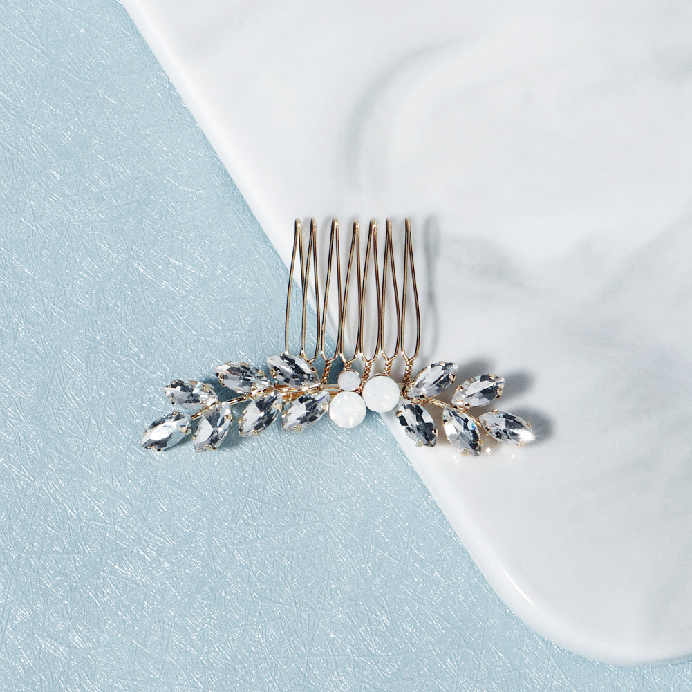 Simple and versatile daily style, delicate pebble-shaped hair bun, exquisite eyeglass water diamond hair accessory, bride's wedding dress, evening gown and headwear Application Scenario