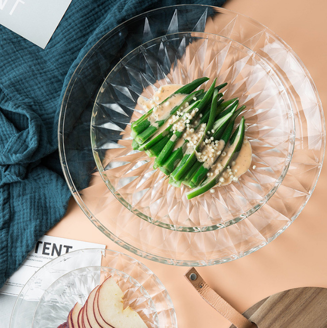 Thai Ouxin lead-free glass diamond bowls and plates, snack and fruit plates, dessert and cold dish salad plates, heat-resistant and microwaveable Application Scenario