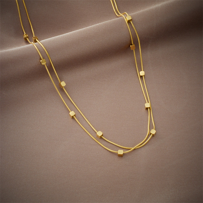 A simple, fashionable, retro and niche titanium steel small square double-layer necklace from Europe and America details Picture
