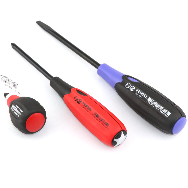 The Japanese Weiwei vessel imported screwdriver with a soft rubber handle and a flat-head screwdriver is suitable for household disassembly by electricians and contains magnetic components Item Picture