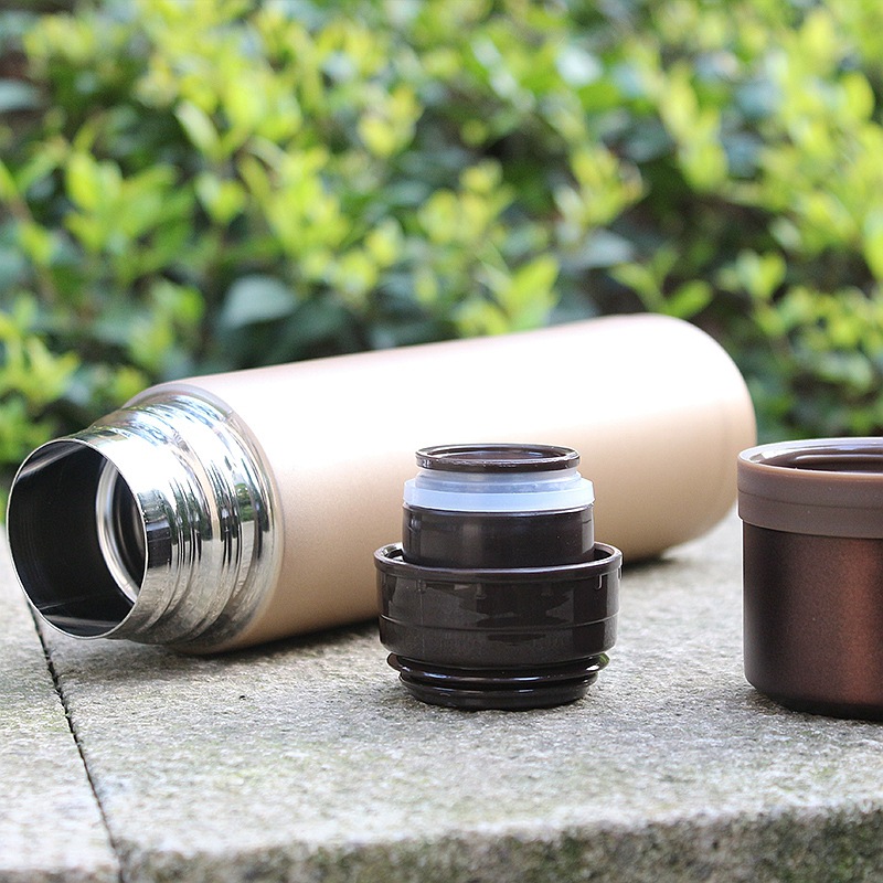 Portable three-in-one stainless steel business insulated cup, large-capacity outdoor water cup, solid-color straight cup, direct supply of cups Application Scenario