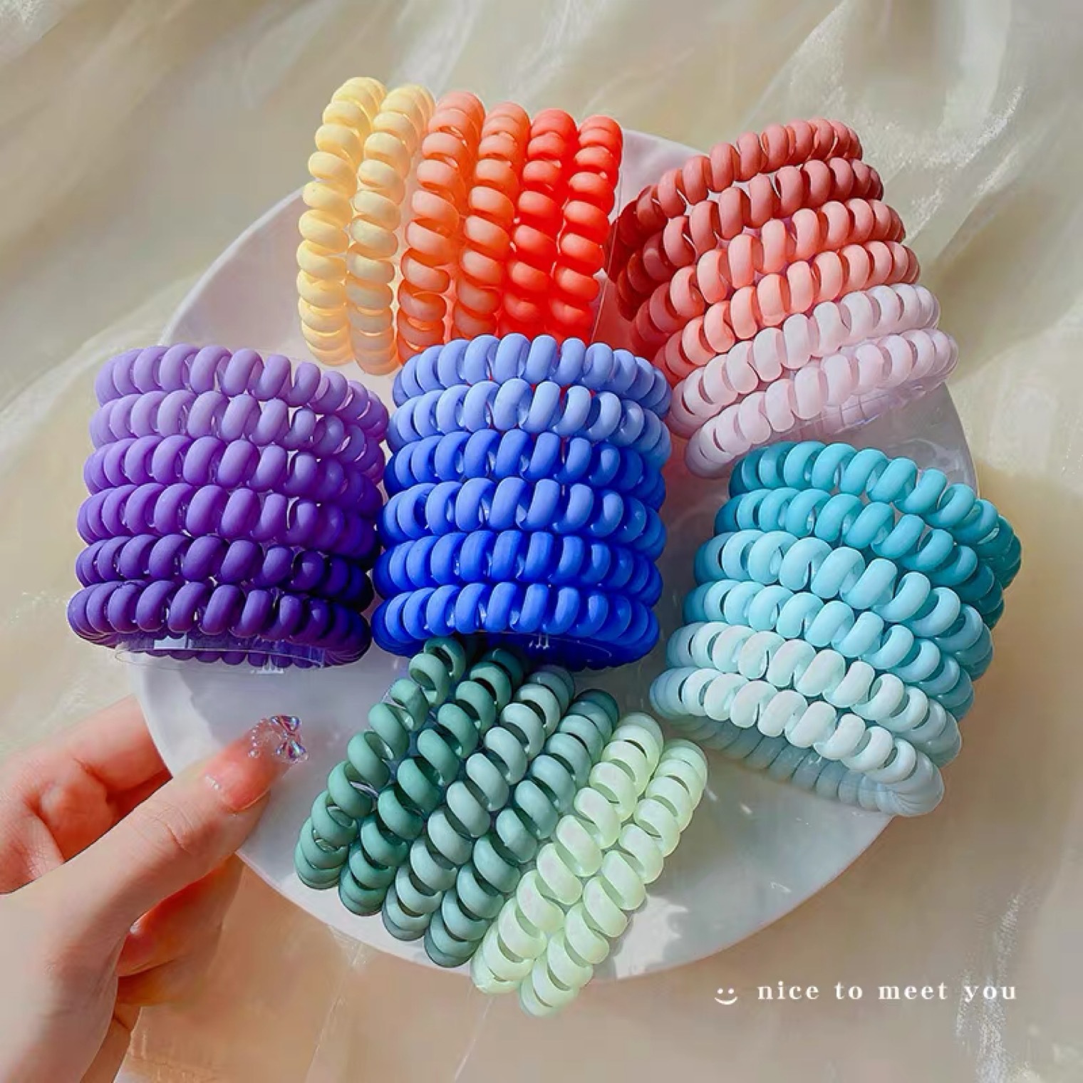 High-elasticity matte durable telephone line hair band, simple and elegant macaron-colored hair tie, retro ponytail hair tie for women Application Scenario