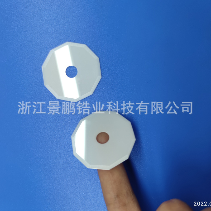 Zirconia ceramic decagonal fabric cutting circular blade, automatic cutting machine fabric cutting machine rotary knife decagonal mechanical slitting blade details Picture