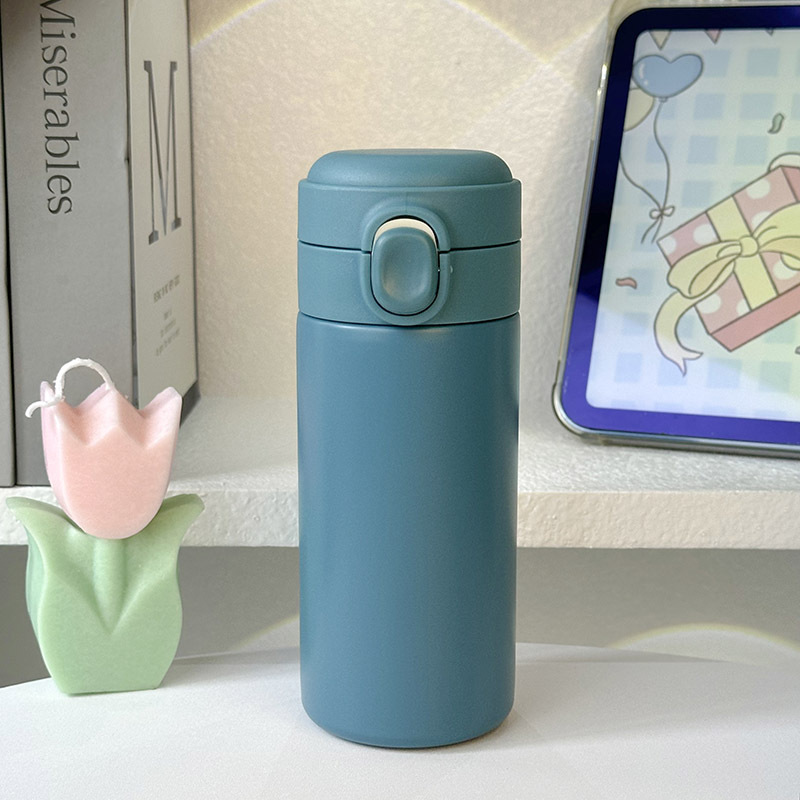 High-appearance-level insulated cup, a new 2024 portable drinking cup with a bouncy lid for girls and students going to school Specification drawing